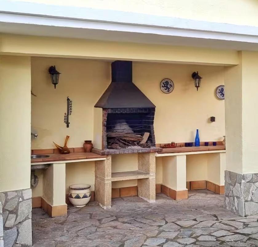 Casa Donaire Villa Marganell Exterior photo